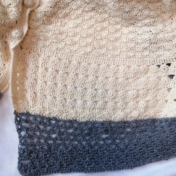 Vintage Scalloped Knit Short Sleeve Button Cardigan Cottage Grandma Small - Picture 10 of 16